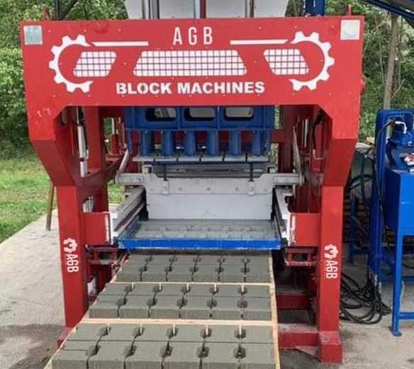 Machine a brique fabrication de Parpaing 10.1
